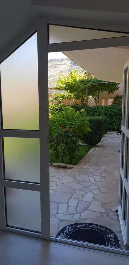 מוסטר Accommodation Vesa מראה חיצוני תמונה