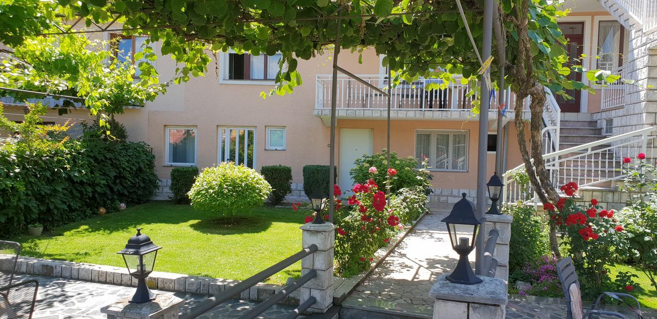 מוסטר Accommodation Vesa מראה חיצוני תמונה