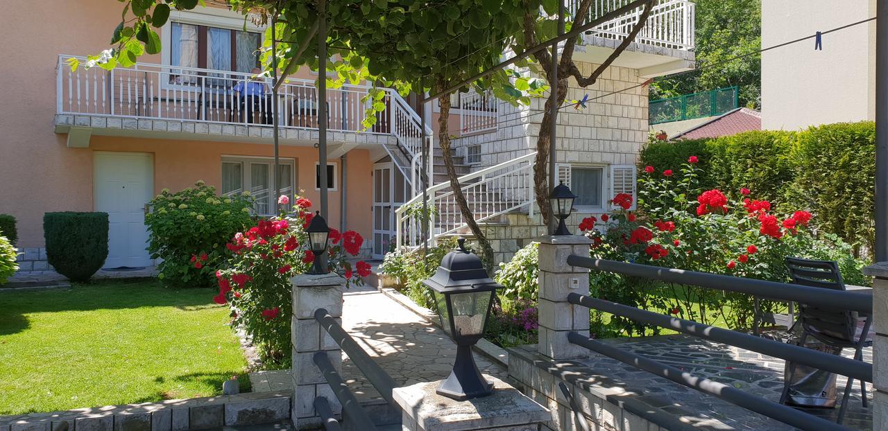 מוסטר Accommodation Vesa מראה חיצוני תמונה